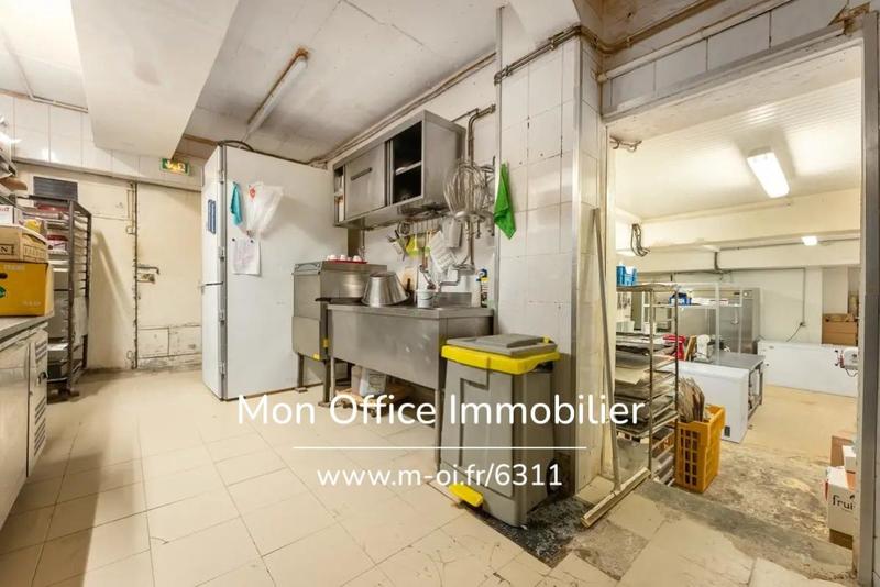 Fonds de commerce - Local commercial - 200 m²