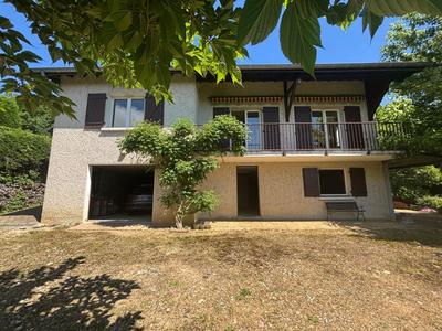 Maison - 199 m² - 5 pièces