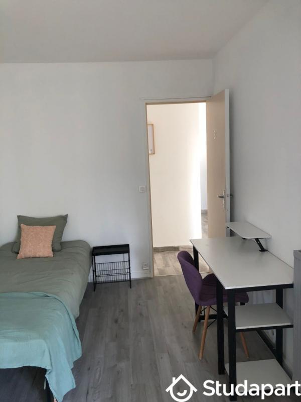 Chambre - 10 m² - 1 pièce