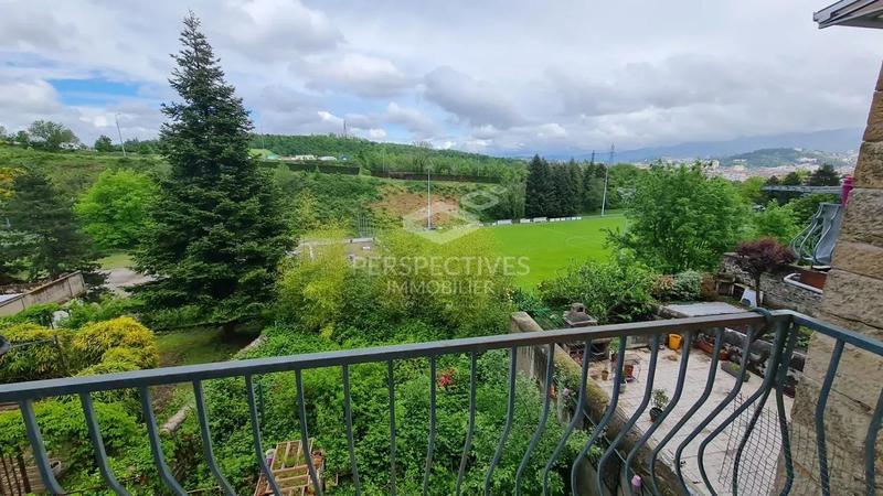 Maison de ville - 200 m² - 5 pièces