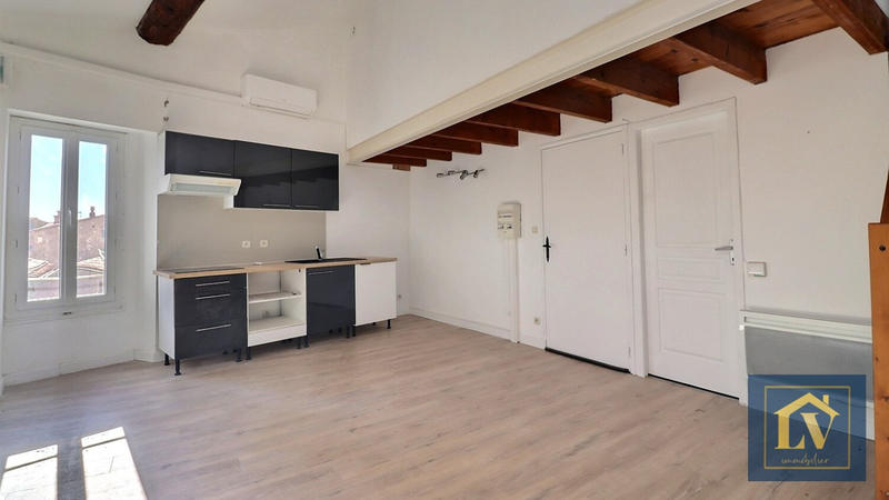 Immeuble - 8 pièces