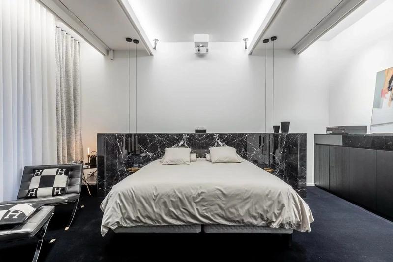 Appartement - 260 m² - 6 pièces