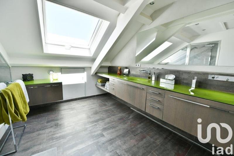 Maison de maîtres - 265 m² - 7 pièces