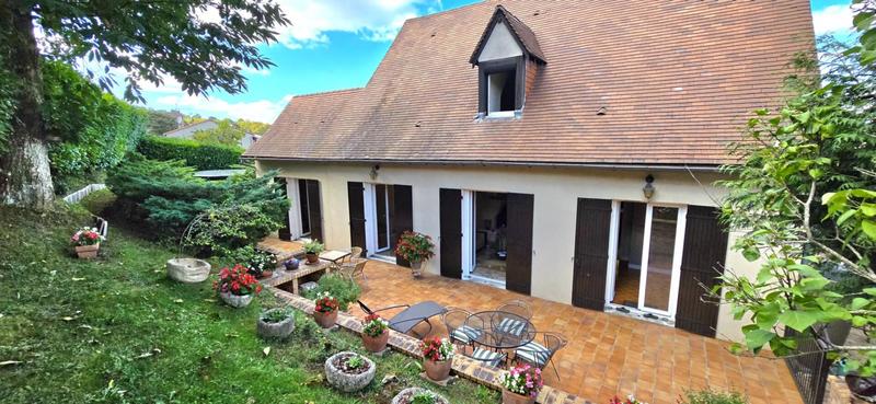 Maison - 120 m² - 6 pièces