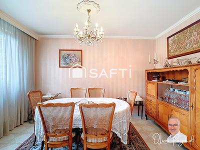 Appartement - 113 m² - 6 pièces