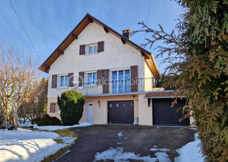 Maison - 110 m² - 5 pièces