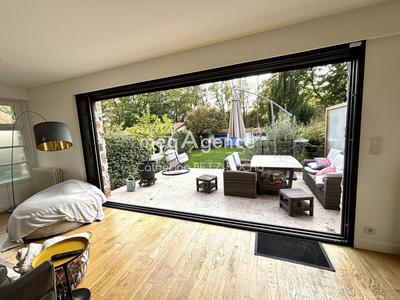 Maison - 143 m² - 7 pièces