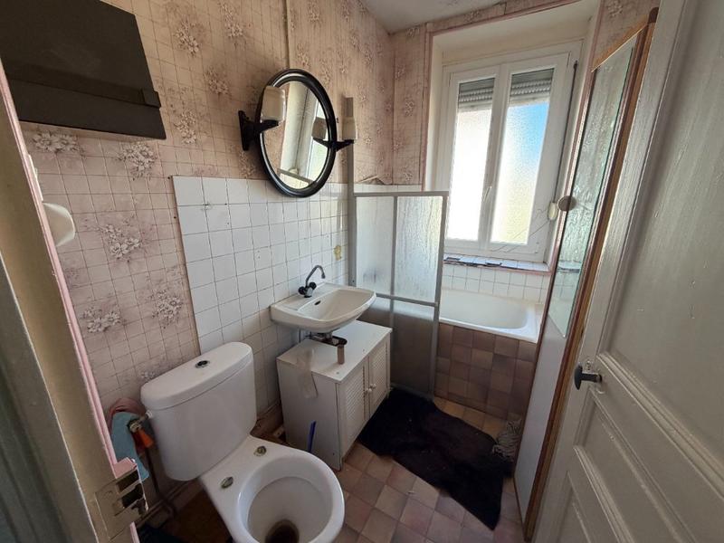 Immeuble - 211 m² - 11 pièces