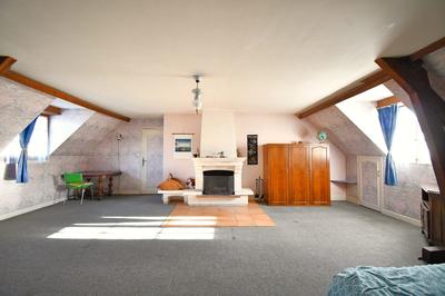 Maison - 169 m² - 6 pièces