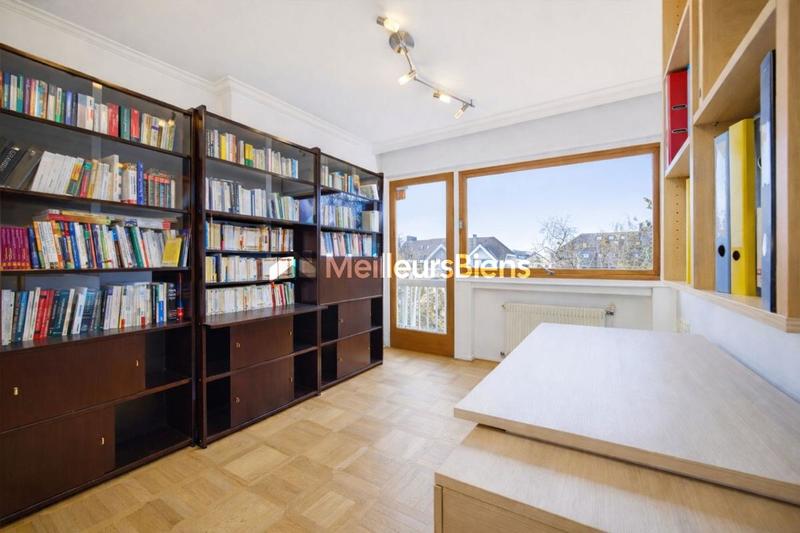 Appartement - 95 m² - 4 pièces