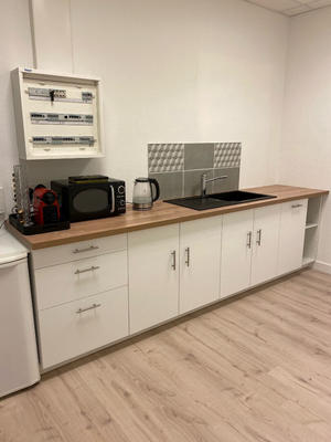 Bureau - 9 m² - 1 pièce