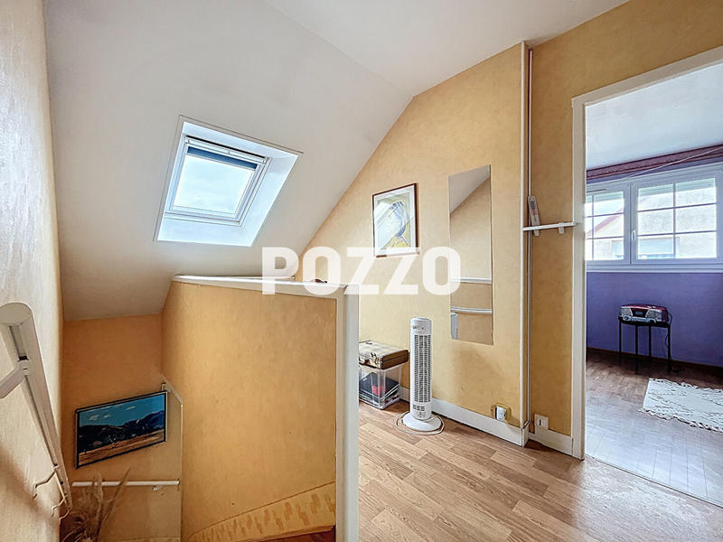 Maison - 98 m² - 4 pièces