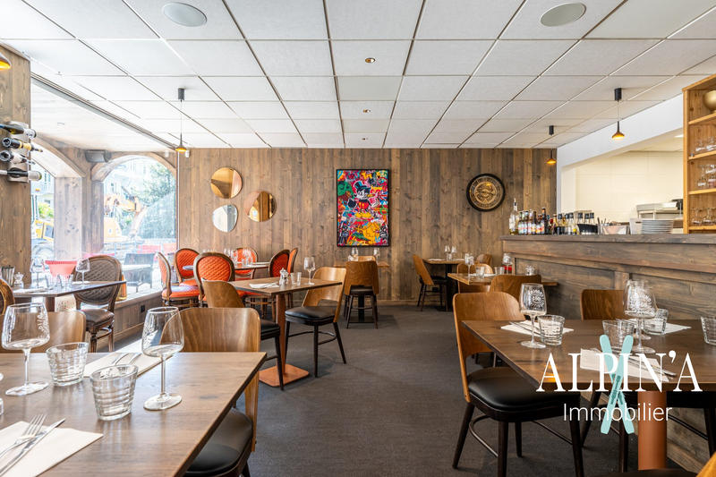 Local commercial - 145 m²