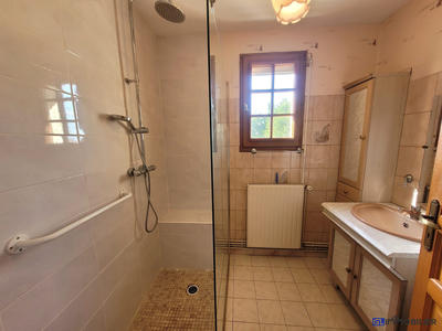 Maison - 92 m² - 4 pièces