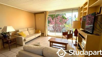 Chambre - 14 m² - 1 pièce