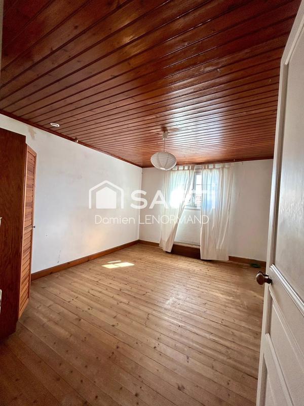 Maison - 111 m² - 10 pièces