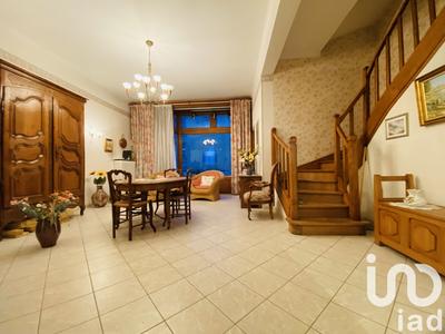 Maison de ville - 204 m² - 7 pièces