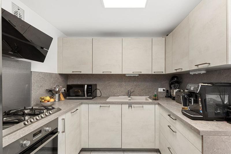 Maison - 88 m² - 4 pièces