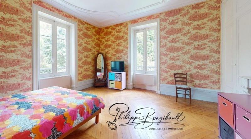 Maison de maîtres - 200 m² - 9 pièces