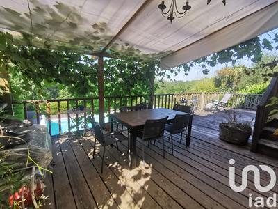 Maison de campagne - 200 m² - 8 pièces