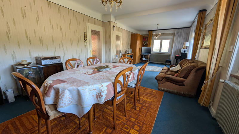 Maison - 177 m² - 7 pièces