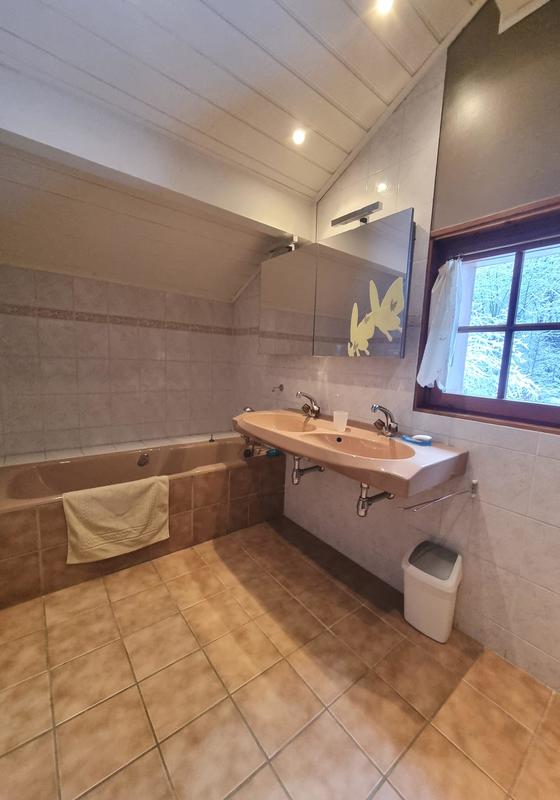 Châlet - 166 m² - 8 pièces