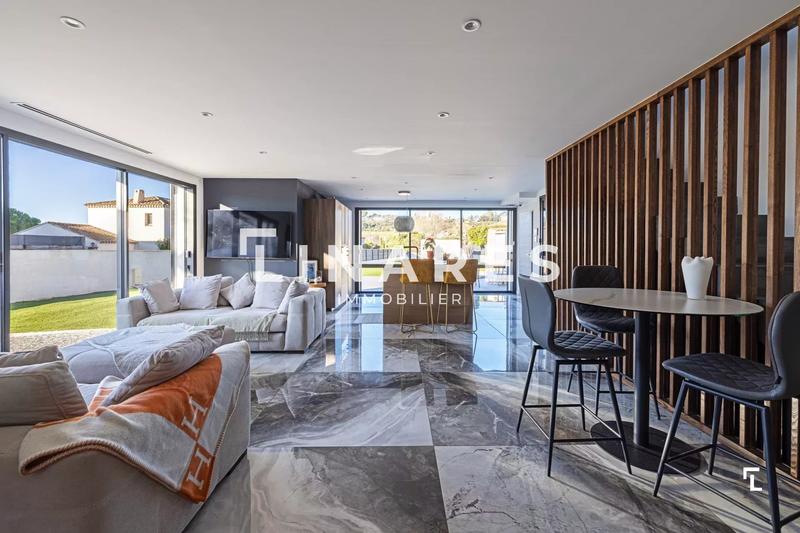 Villa - 138 m² - 5 pièces