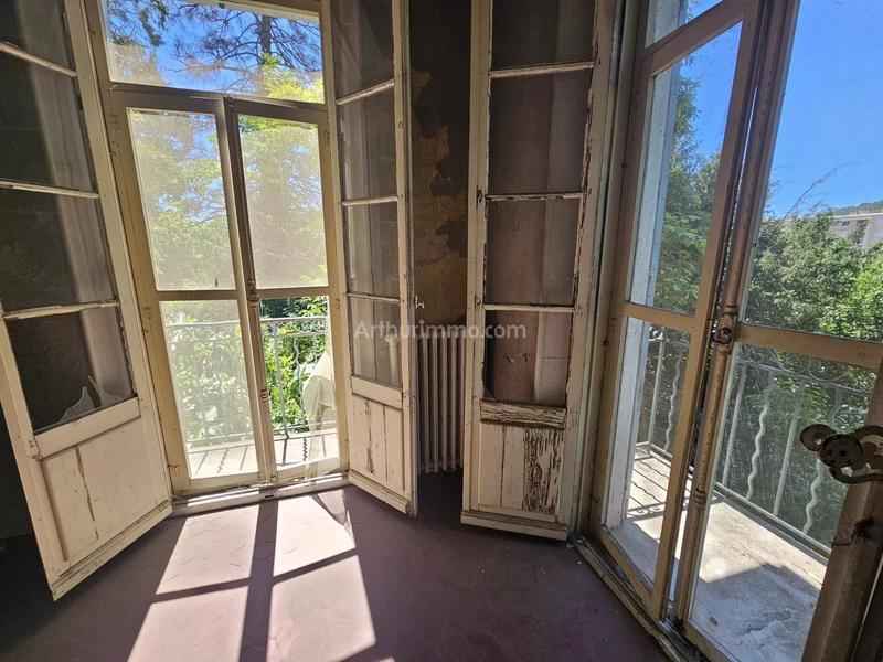 Maison - 140 m² - 9 pièces