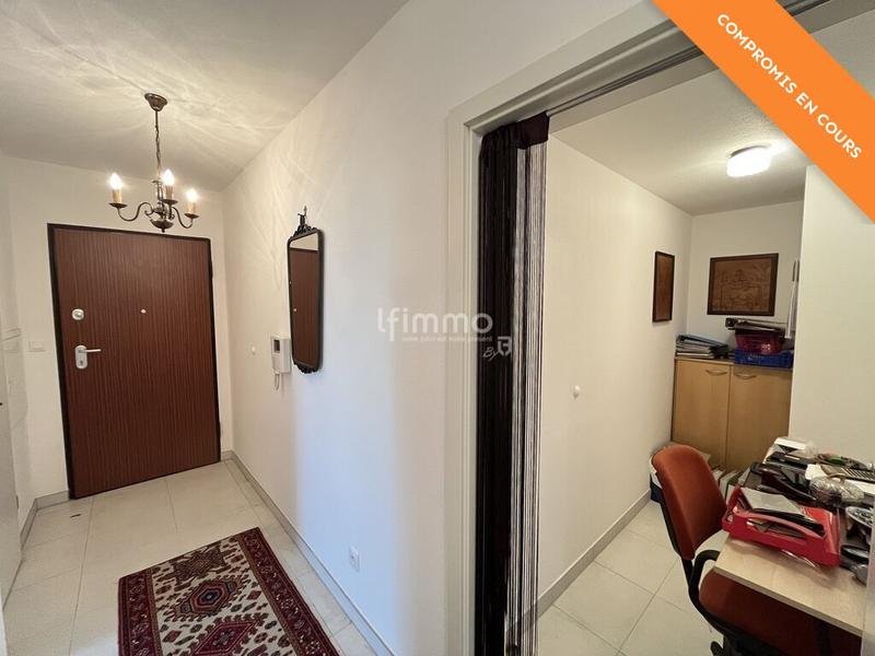 Appartement - 81 m² - 3 pièces