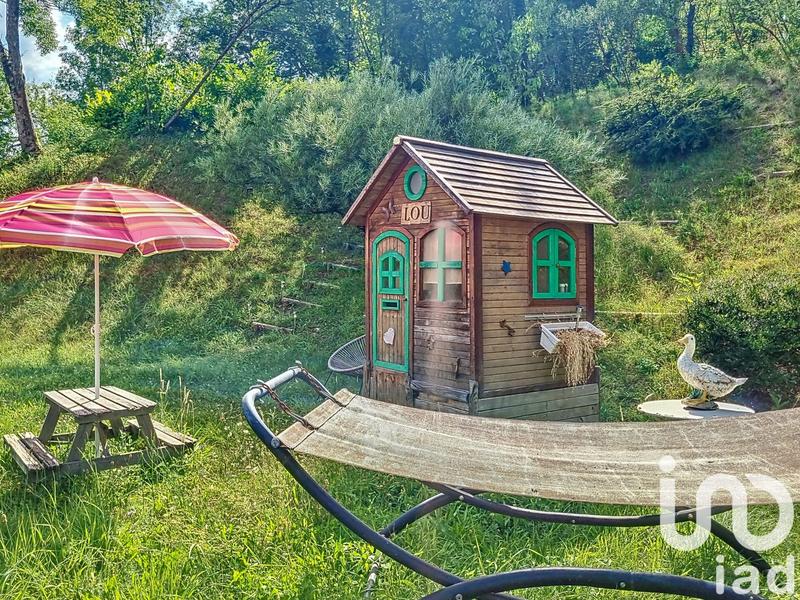 Maison - 190 m² - 5 pièces