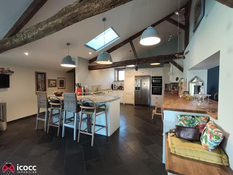 Maison - 172 m² - 5 pièces