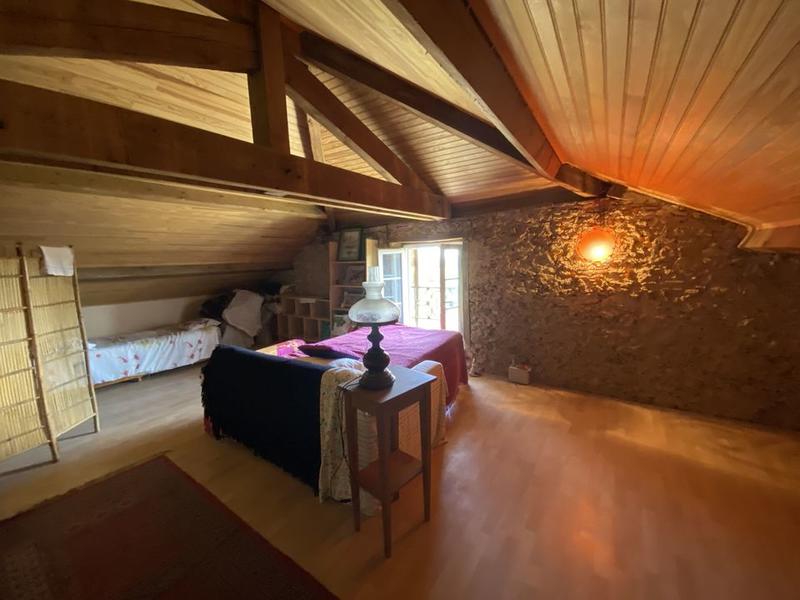 Maison - 203 m² - 10 pièces