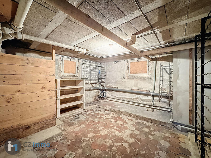 Maison - 137 m² - 6 pièces