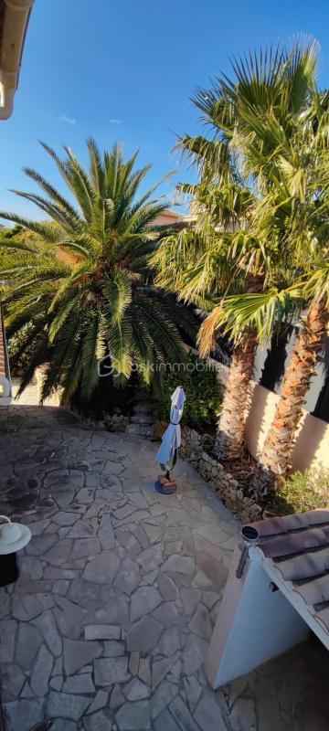 Maison traditionnelle - 99 m² - 4 pièces