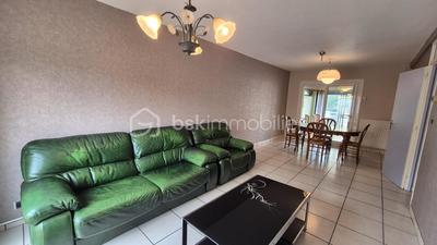 Maison - 85 m² - 5 pièces