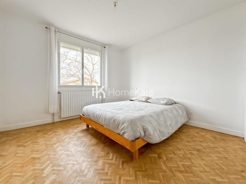 Maison - 211 m² - 6 pièces