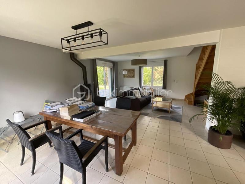 Maison - 101 m² - 5 pièces