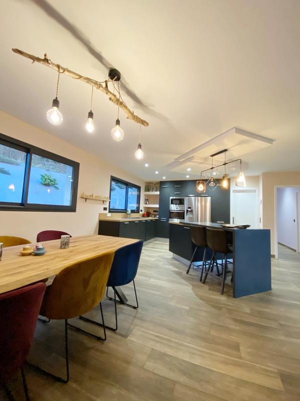 Maison - 153 m² - 6 pièces