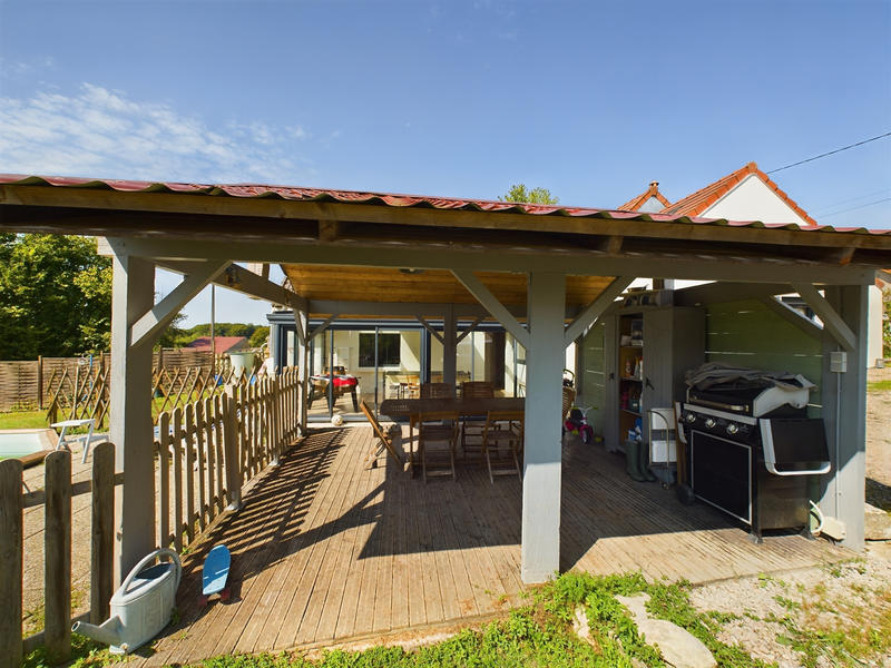 Maison - 187 m² - 7 pièces