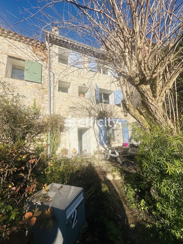 Maison - 117 m² - 4 pièces