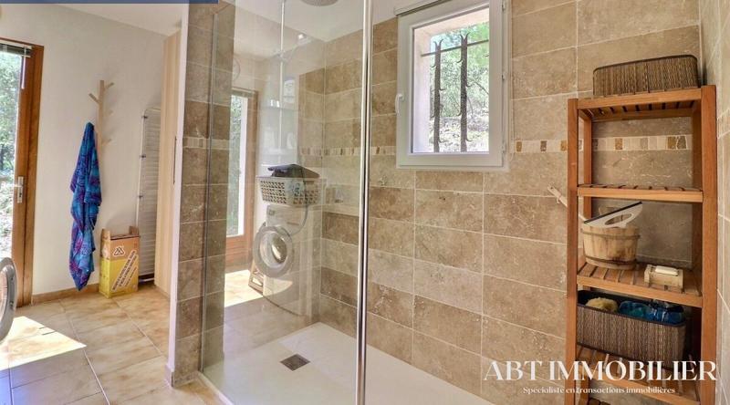 Villa - 240 m² - 5 pièces