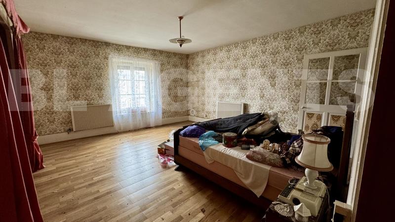 Maison ancienne - 167 m² - 8 pièces