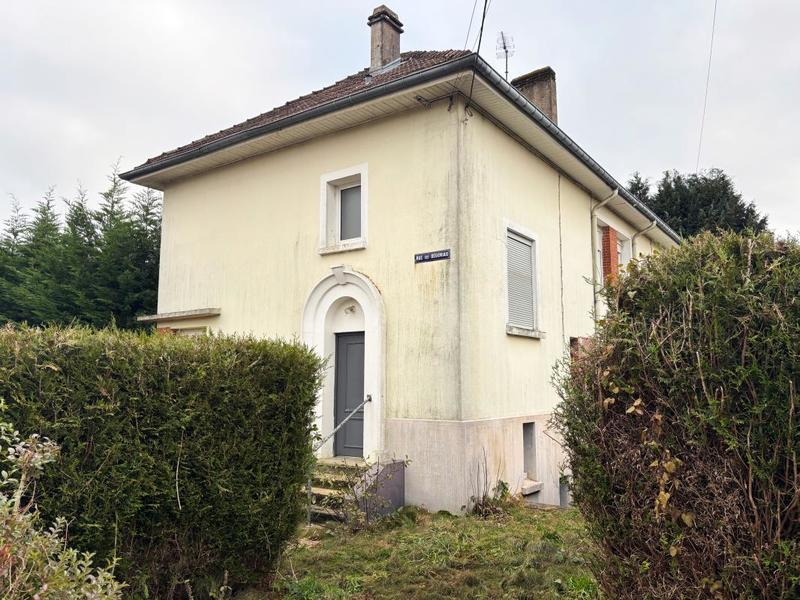 Maison - 80 m² - 4 pièces