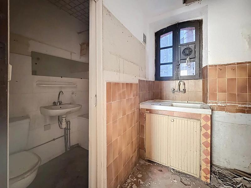 Immeuble - 139 m² - 7 pièces