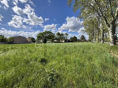 Terrain constructible - 1 056 m²