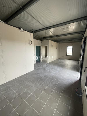 Local d'activités - 310 m²