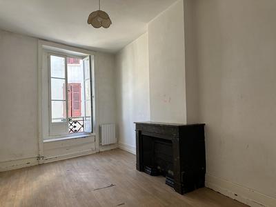 Appartement - 72 m² - 4 pièces