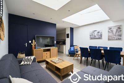 Chambre - 13 m² - 1 pièce