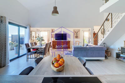 Maison contemporaine - 148 m² - 6 pièces