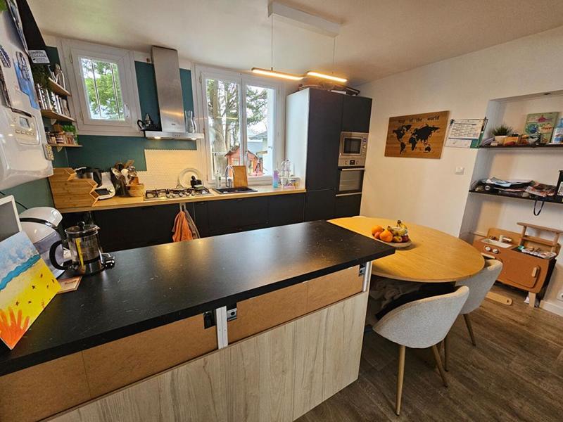 Maison - 82 m² - 3 pièces